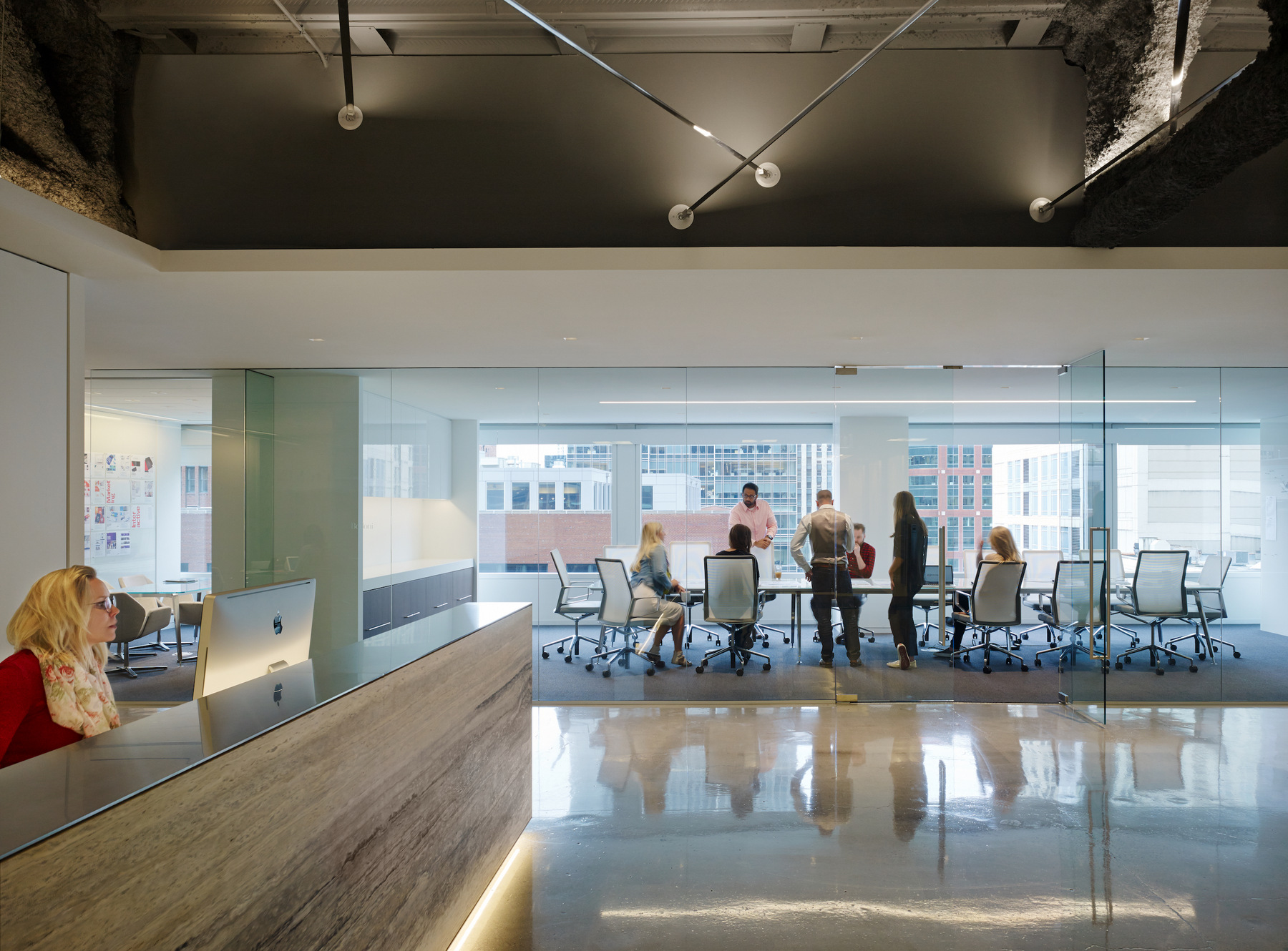 Pivot Design - Chicago Offices | Office Snapshots