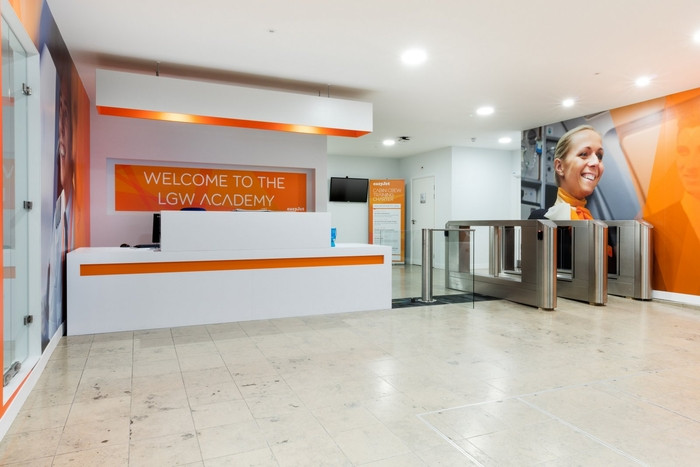 easyJet Offices & Training Facility - London Gatwick Airport - 1