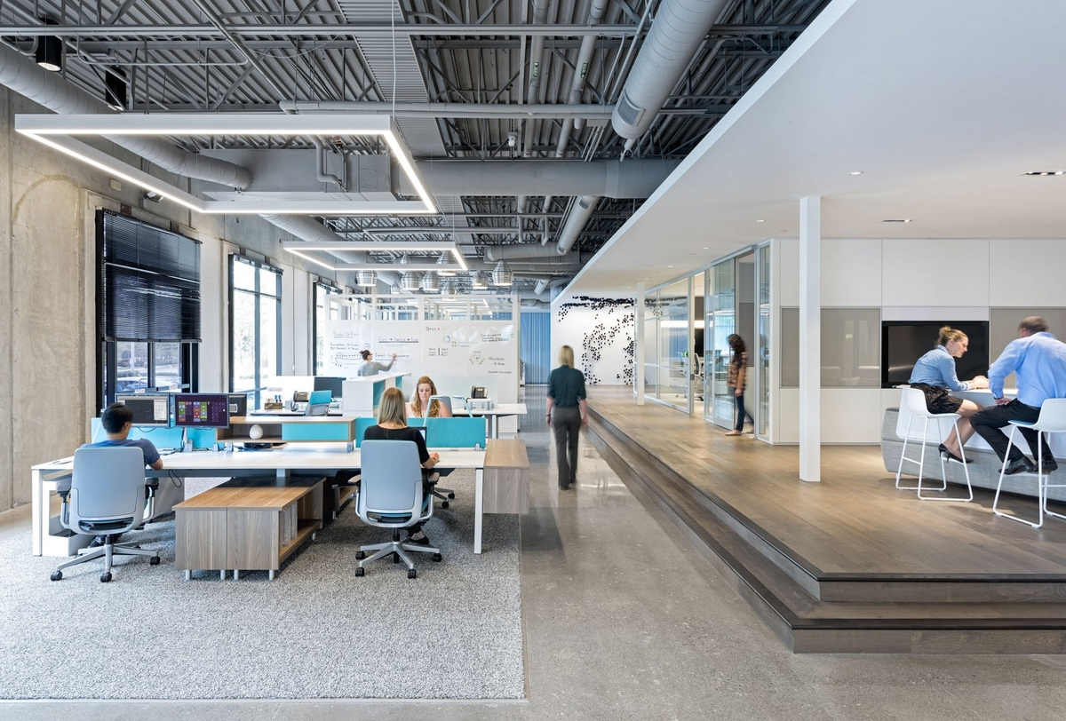 Salesroom  office