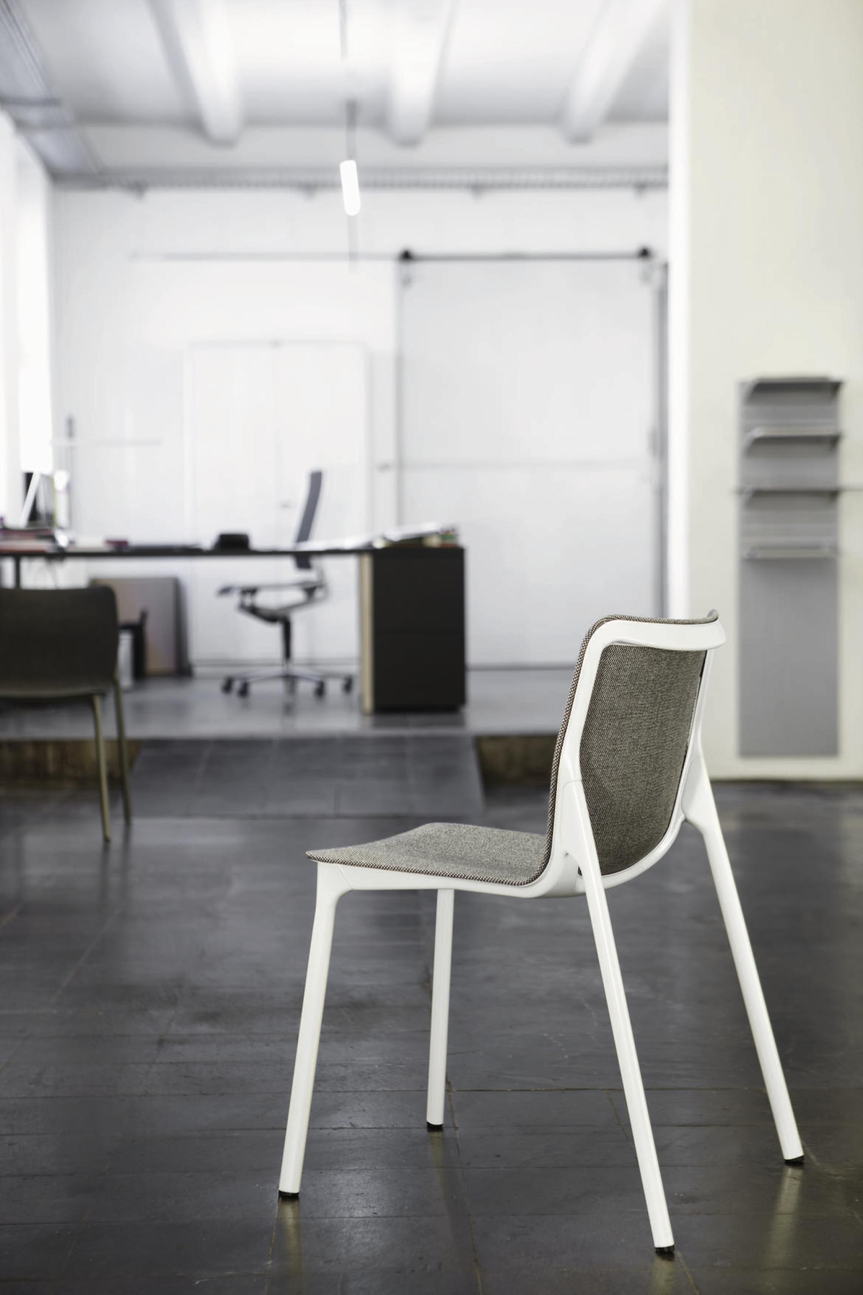 Chassis MultiPurpose Chair Office Snapshots