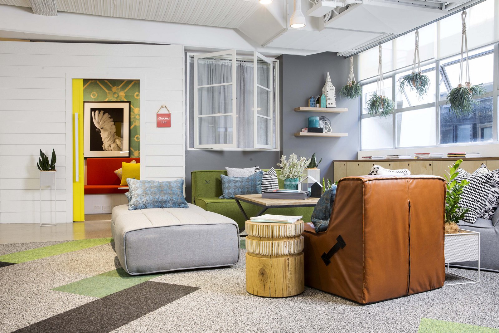 Airbnb Offices - Sydney | Office Snapshots