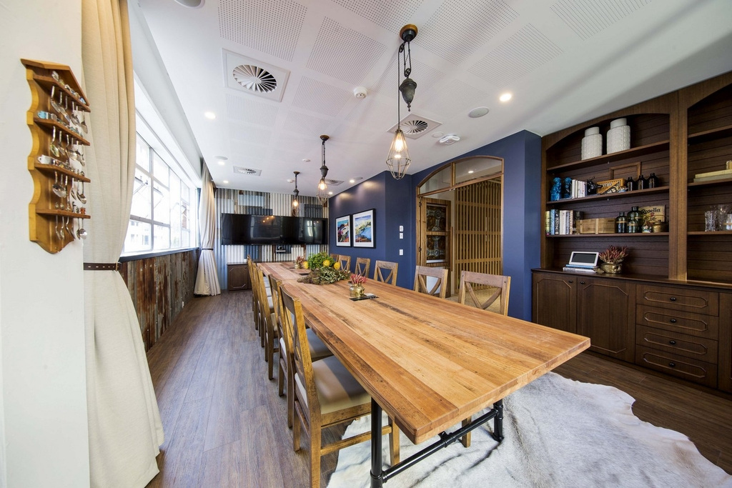 Airbnb Offices - Sydney | Office Snapshots