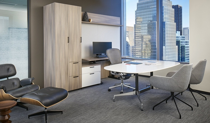 Axis Offices - Chicago - 5