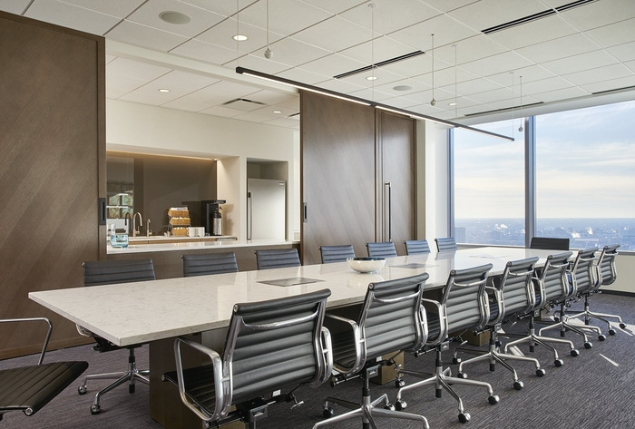 Axis Offices - Chicago - 9