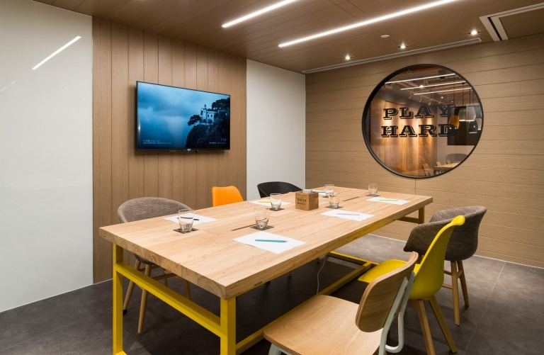 The Wave Coworking Offices - Hong Kong | Office Snapshots