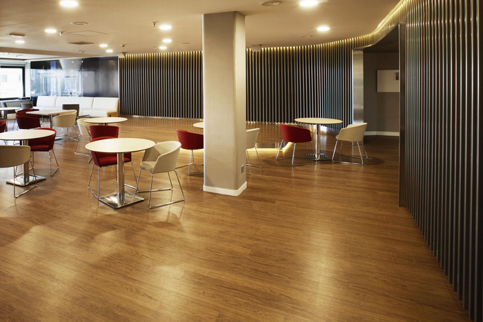 NH Hotel Group Offices - Madrid - 6