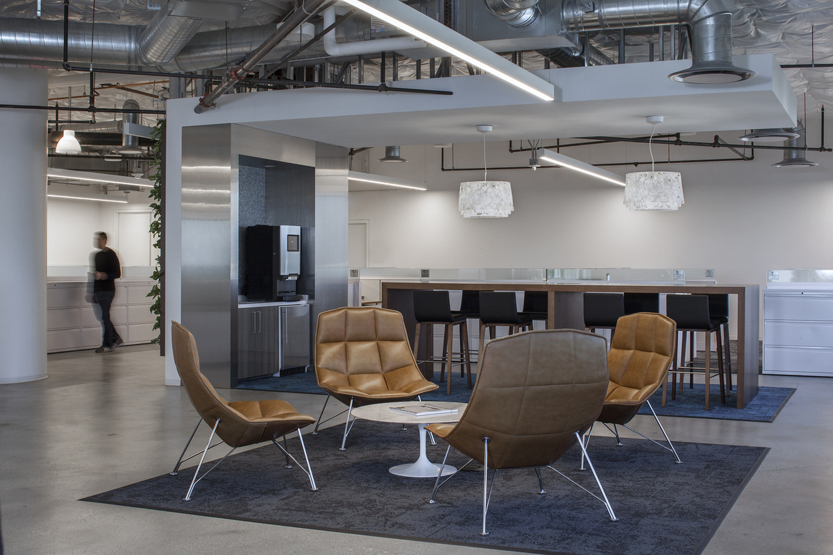 JLL Offices - El Segundo | Office Snapshots