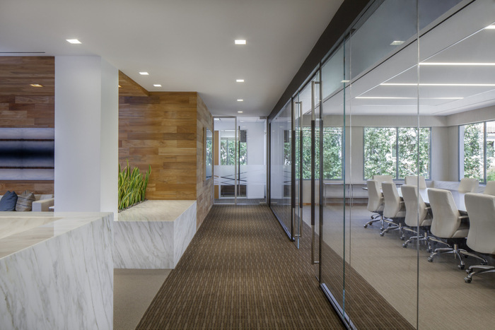 Financial Services Company Offices - Westlake - 6