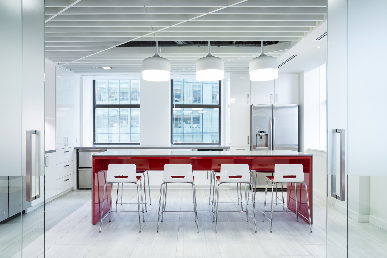 JLL Offices - Vancouver | Office Snapshots