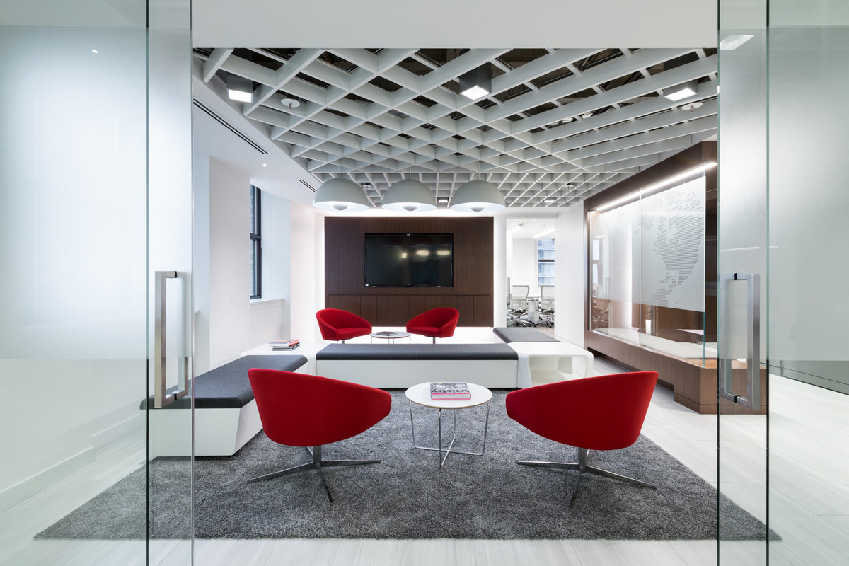 JLL Offices - Vancouver | Office Snapshots