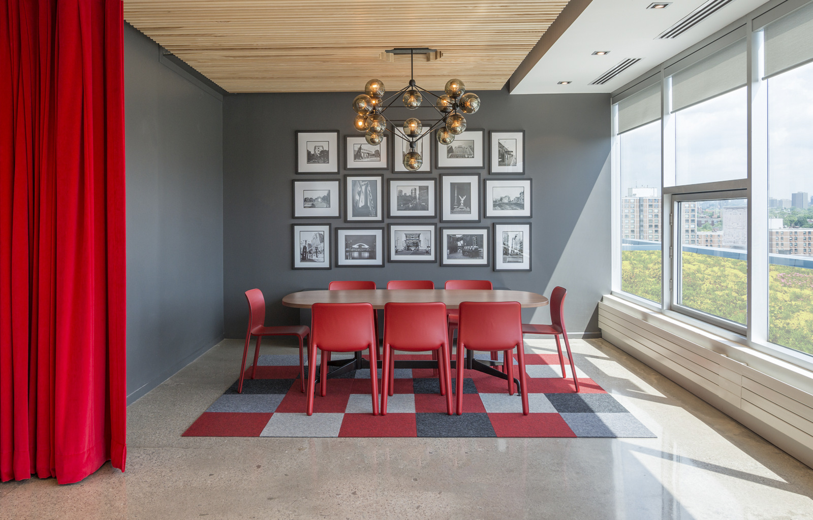 Deluxe Offices Toronto Office Snapshots