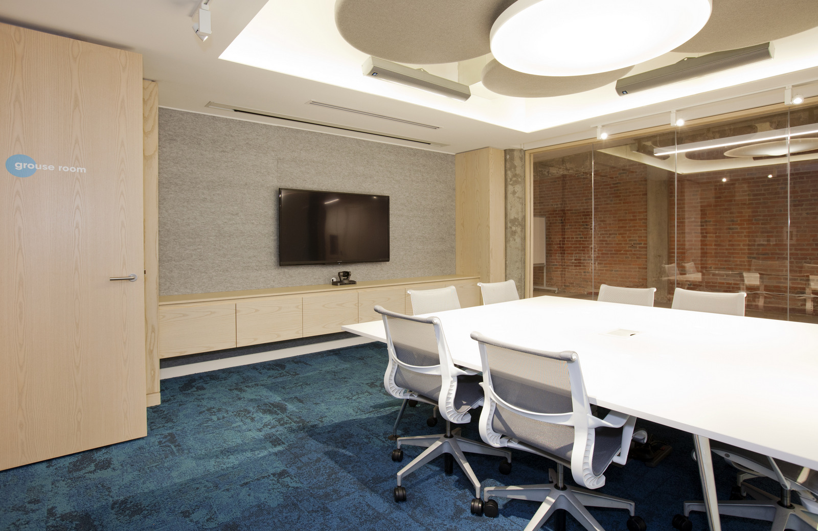 Kit + Ace Offices Vancouver Office Snapshots