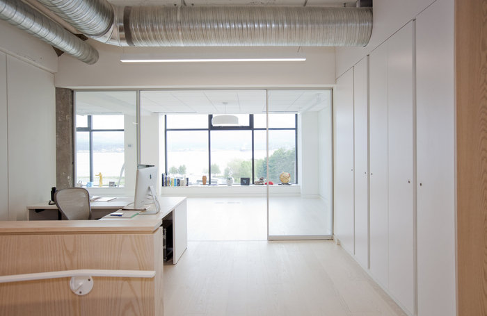 Kit + Ace Offices - Vancouver - 6