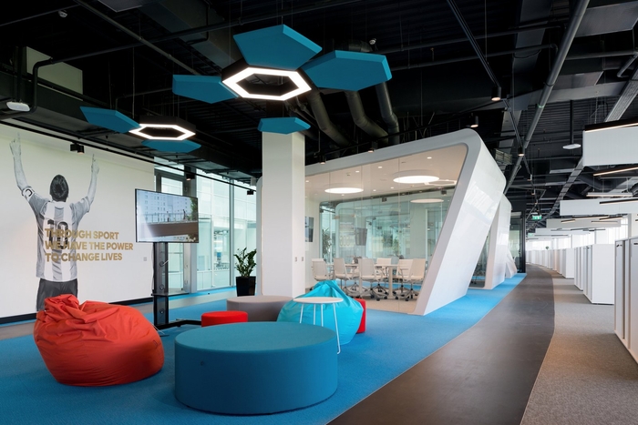 Adidas Offices - Moscow - 19