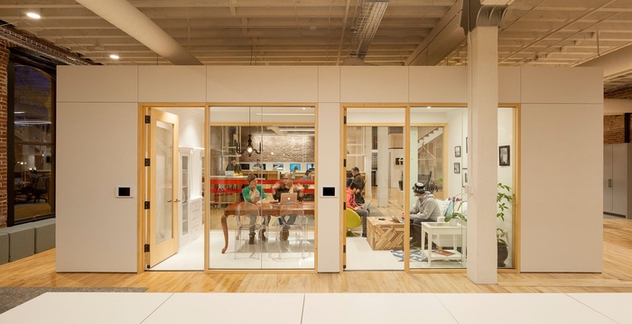 Airbnb CX Hub Offices - Portland - 8