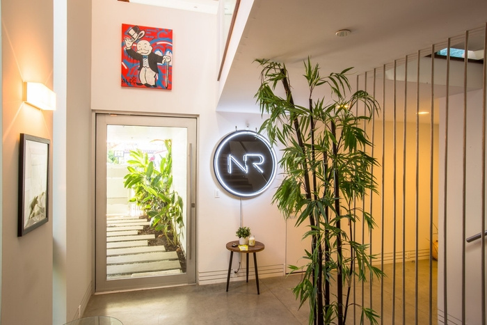 Neon Roots Offices - West Hollywood - 1