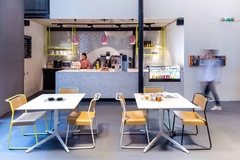 Cafe Seating in Deskopolitan Co-Working Offices - Paris