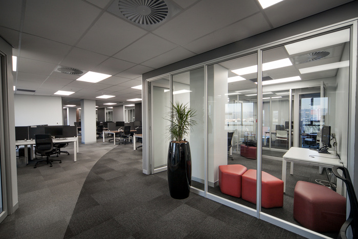 Bain & Company Offices - Johannesburg - 8