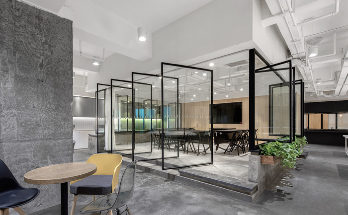 QIN Group Offices - Chongqing - 17