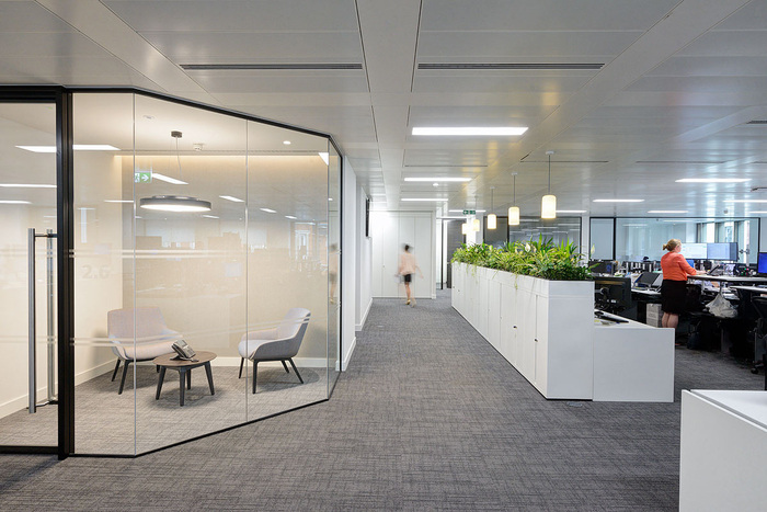Hedge Fund Offices - London - 7