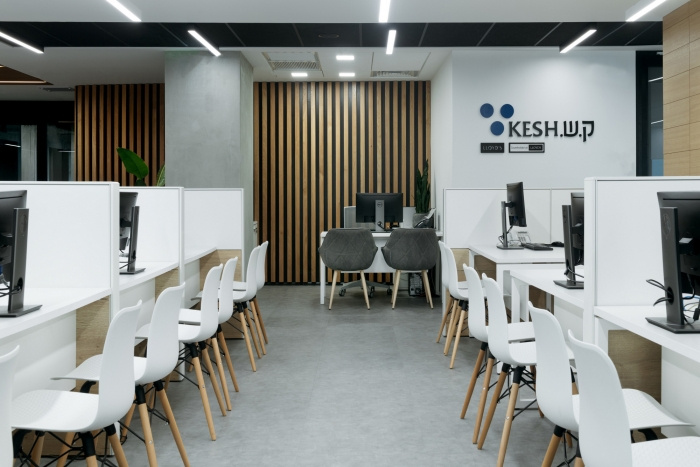 KESH Insurance Offices - Azur - 7