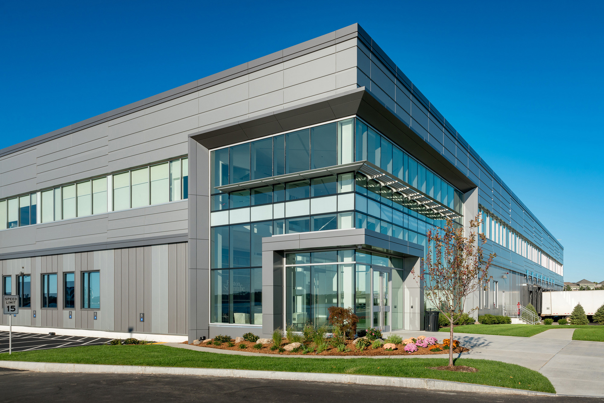 Boston Scientific Corporation Offices - Quincy | Office Snapshots