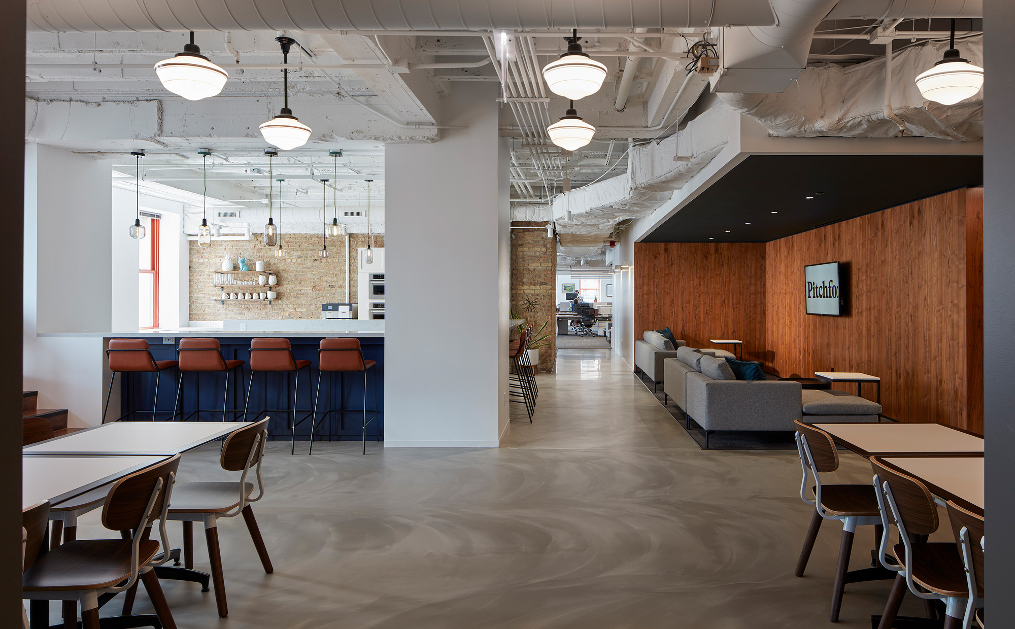 Condé Nast / Pitchfork Offices Chicago Office Snapshots