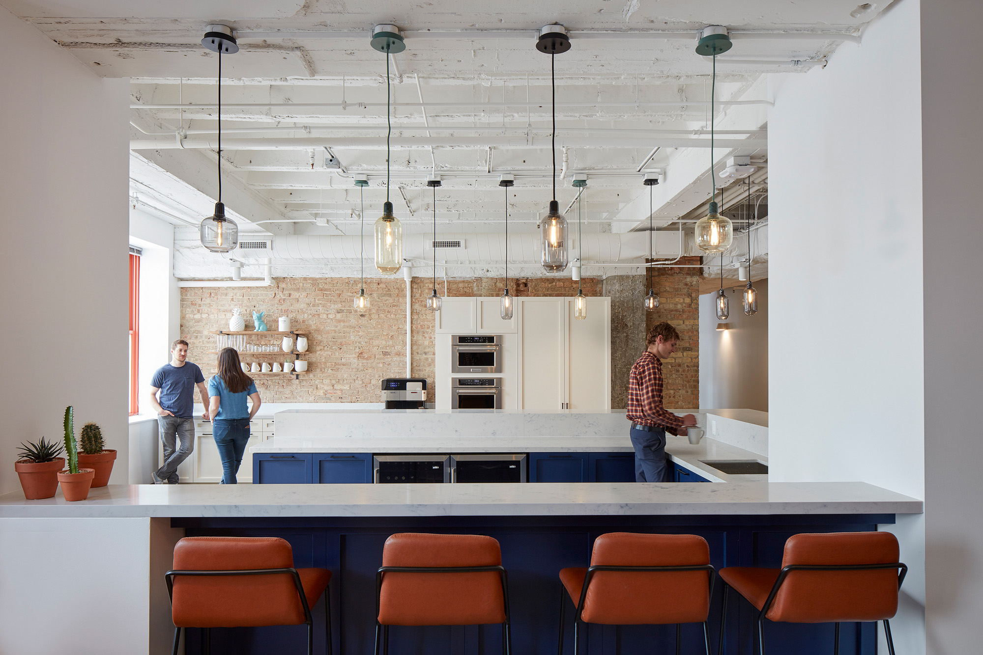 Condé Nast / Pitchfork Offices Chicago Office Snapshots