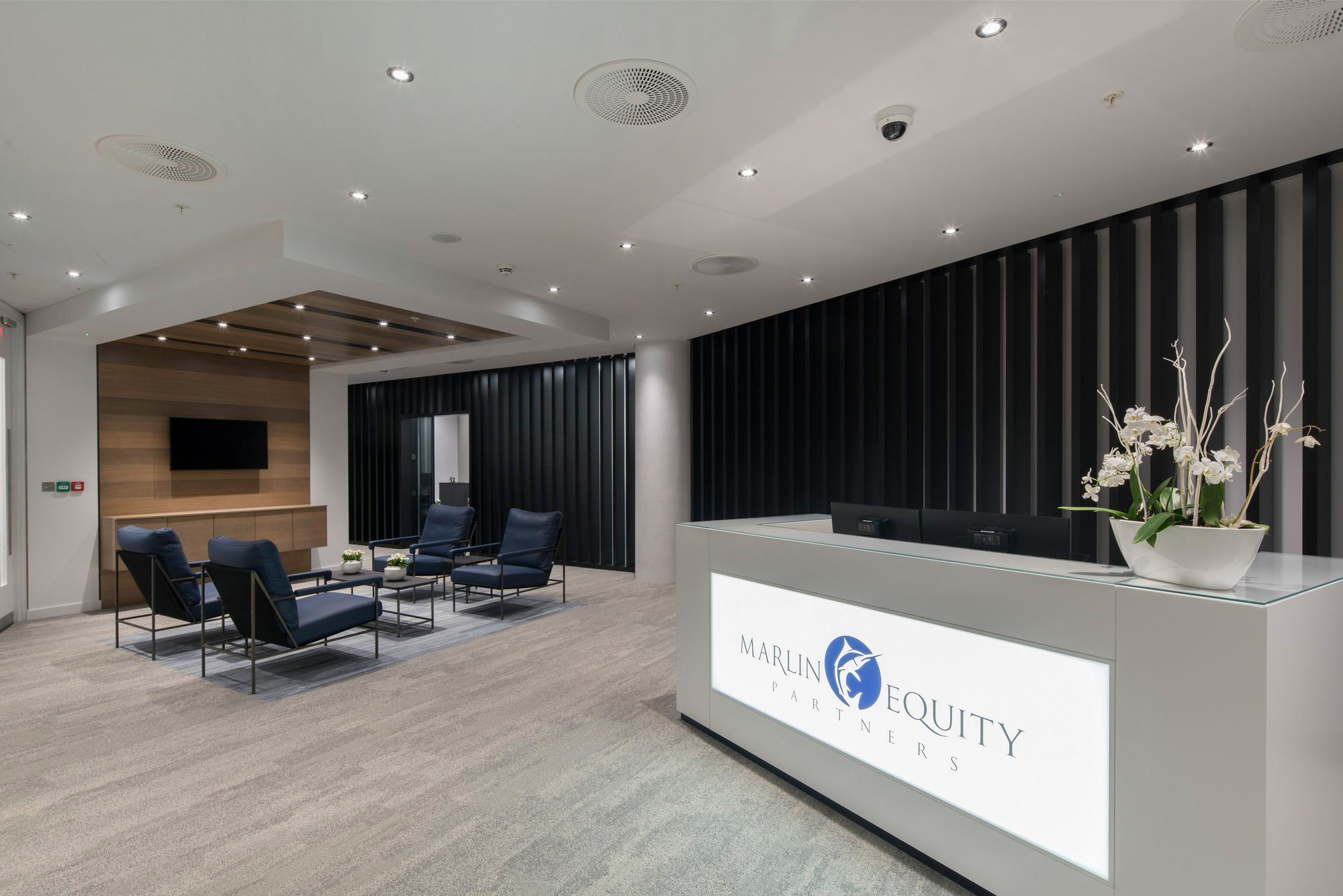 Marlin Equity office design | Office Snapshots