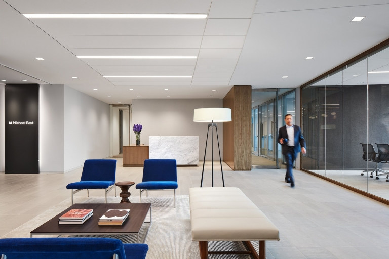 Michael Best & Friedrich LLP Offices - Chicago | Office Snapshots