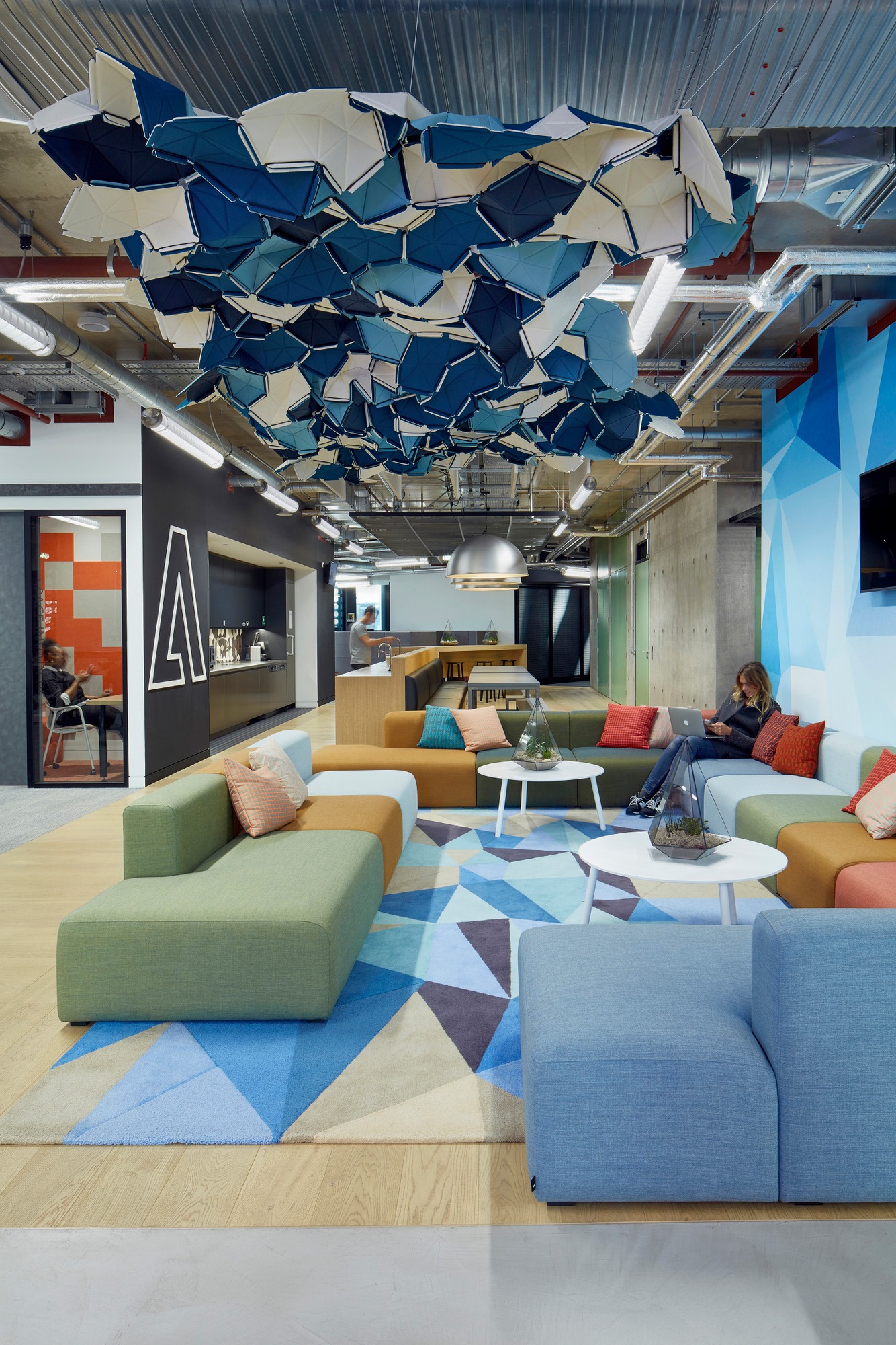 Adobe Offices - London | Office Snapshots