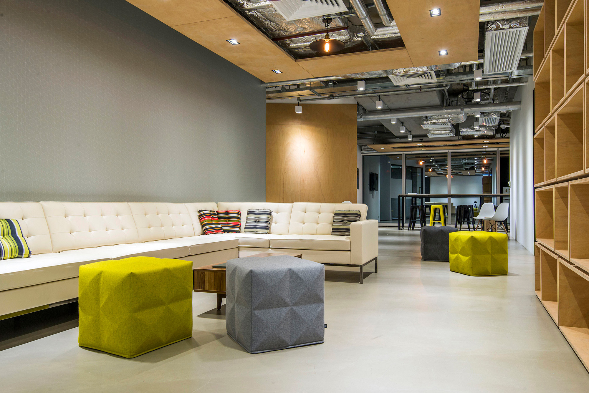 Dentsu Aegis Network Offices - Hong Kong | Office Snapshots