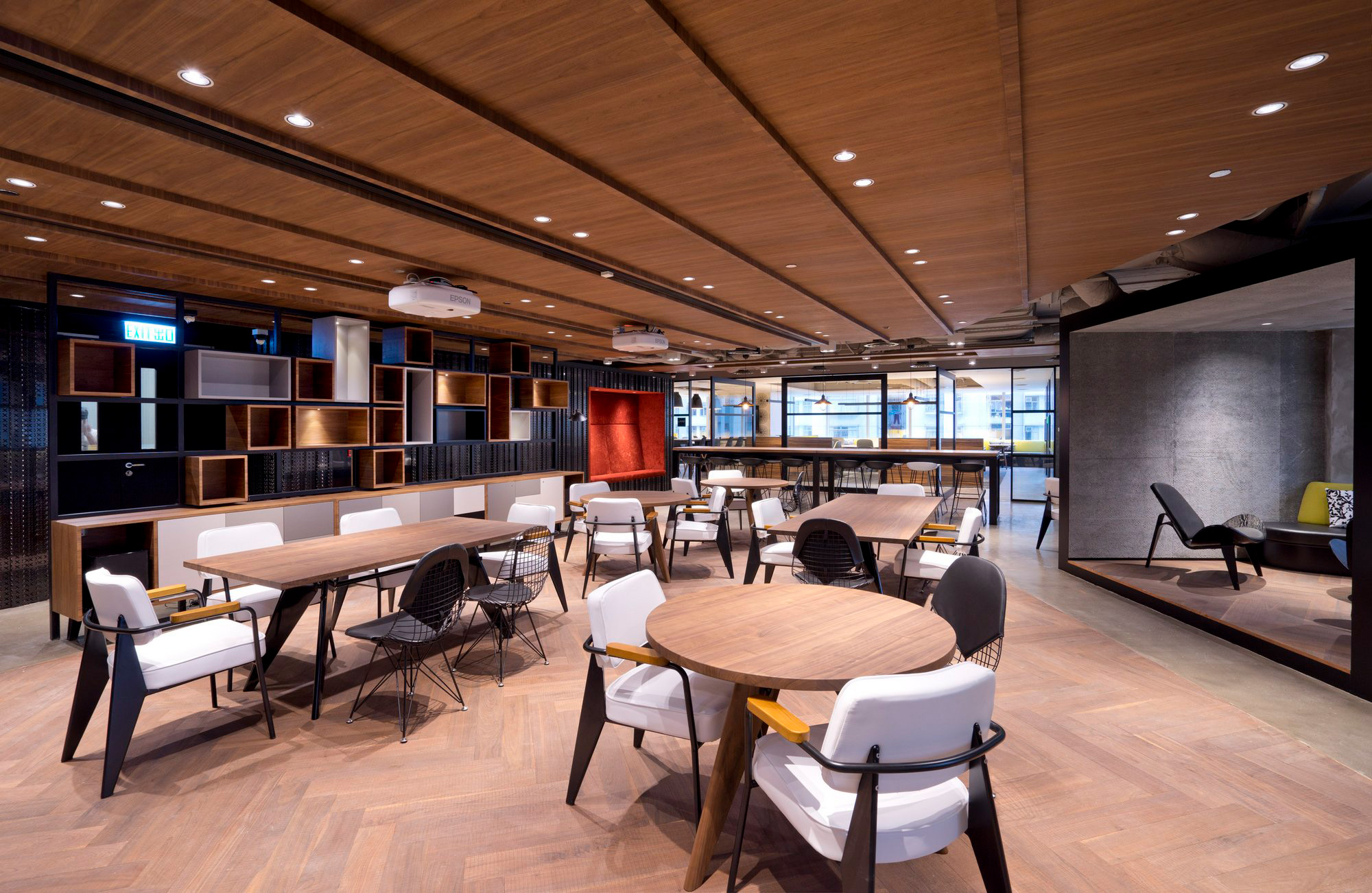 Marriott International Offices - Hong Kong - Office Snapshots