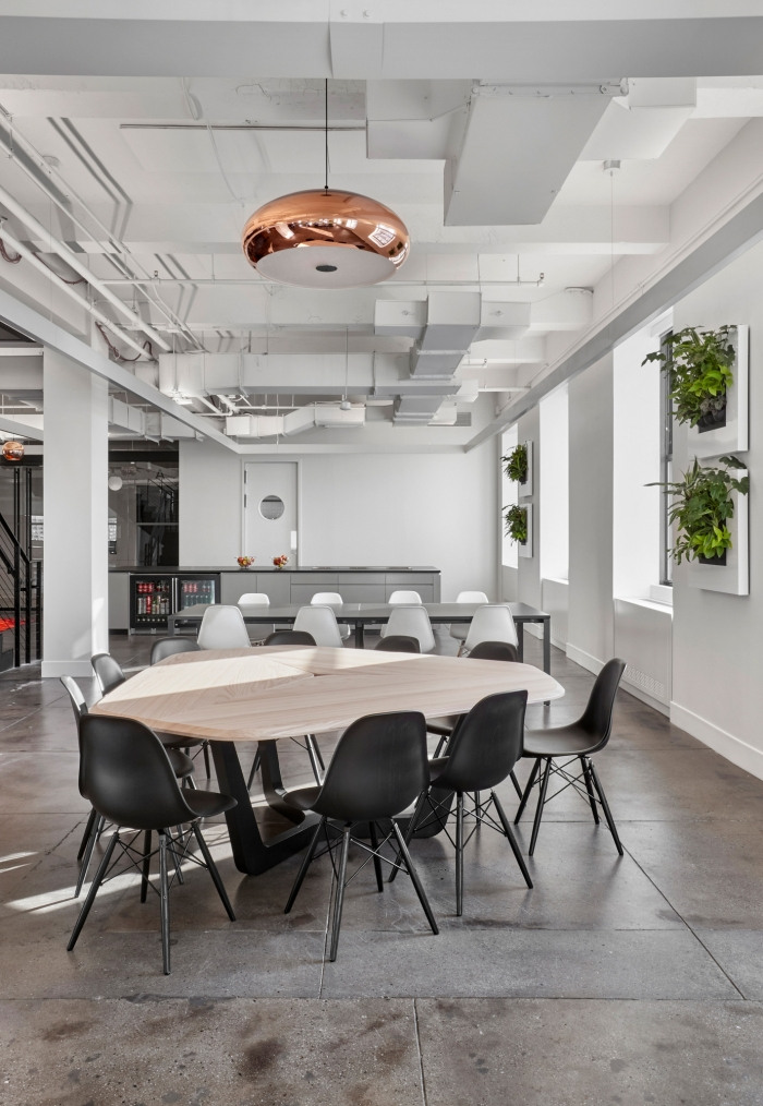 London-Based Global Investment Firm Offices - New York City - 10