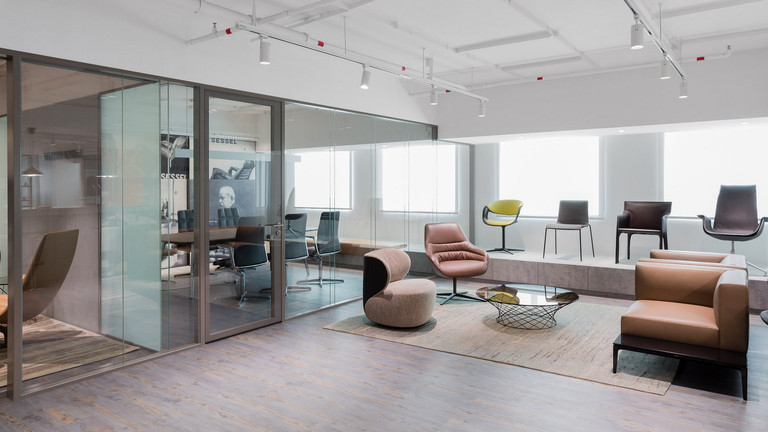 JEB Showroom and Office - Beijing | Office Snapshots