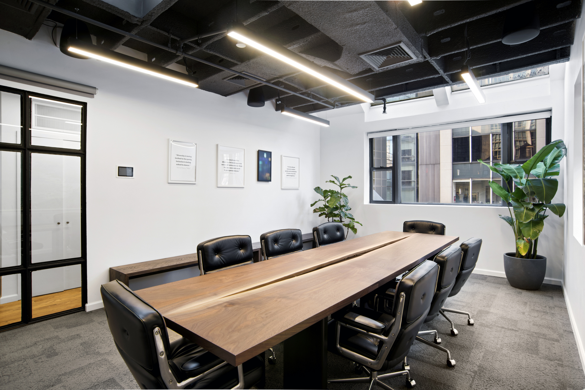 First Round Offices - New York City | Office Snapshots