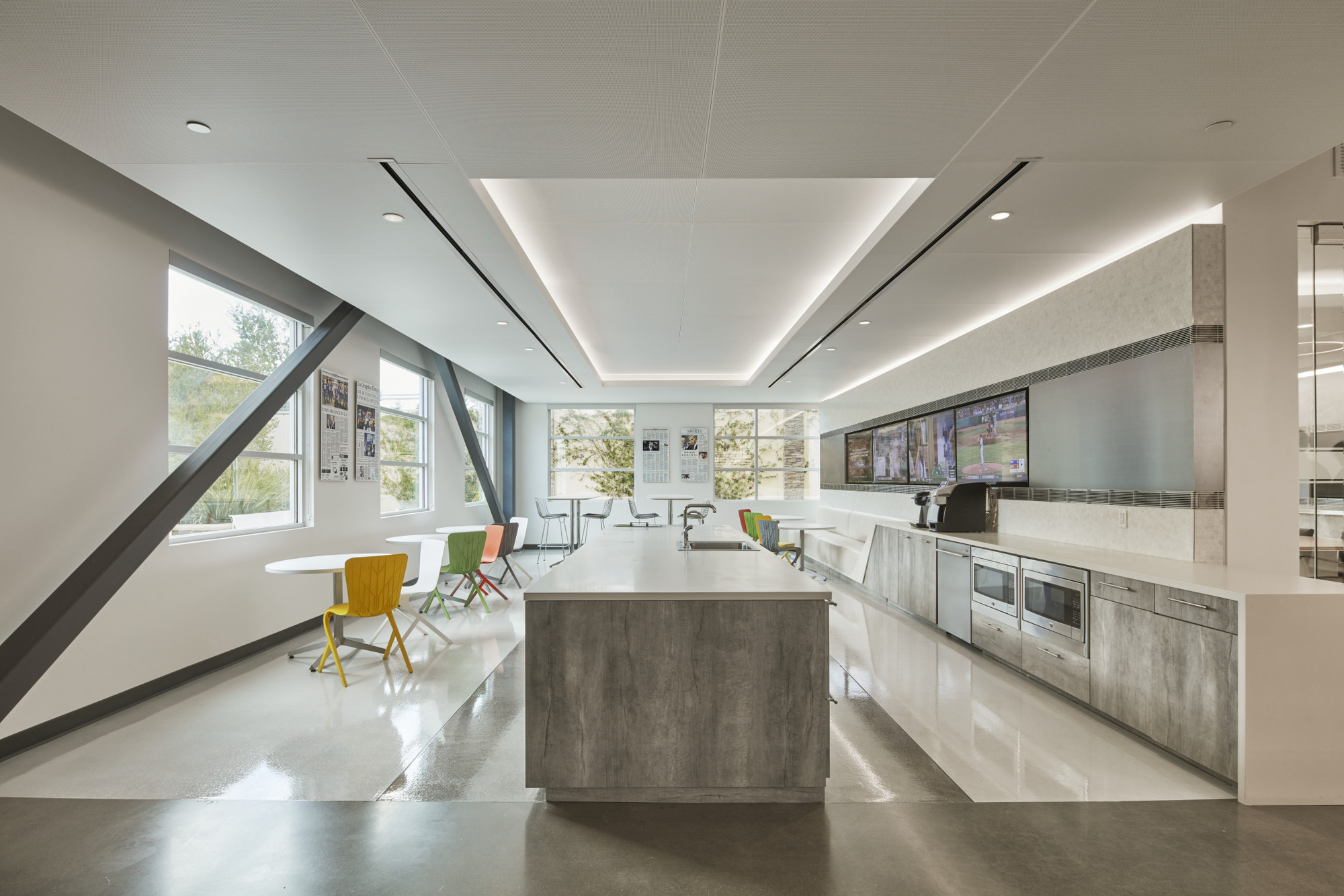 Los Angeles Rams Headquarters Agoura Hills Office Snapshots