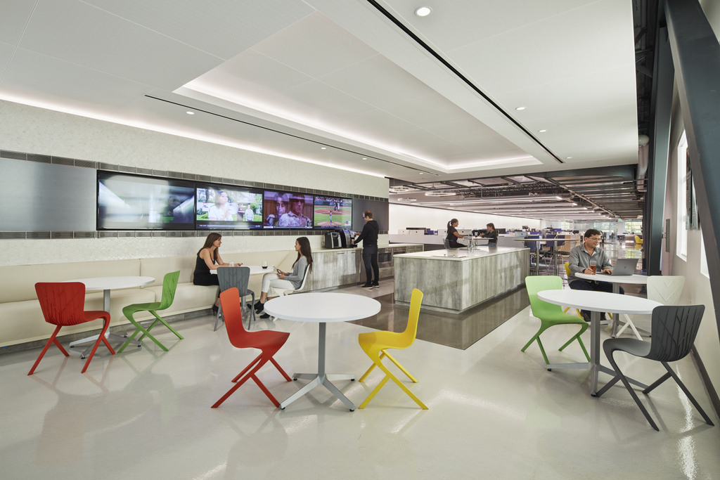 Los Angeles Rams Headquarters Agoura Hills Office Snapshots