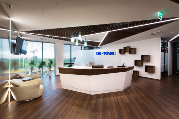 Ingram Micro Offices - Warsaw - 1
