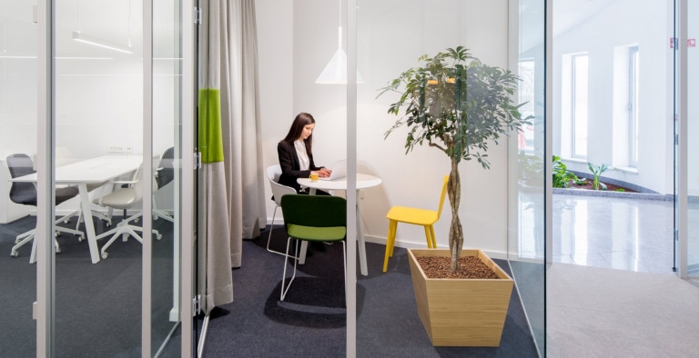 Medis Offices - Ljubljana | Office Snapshots