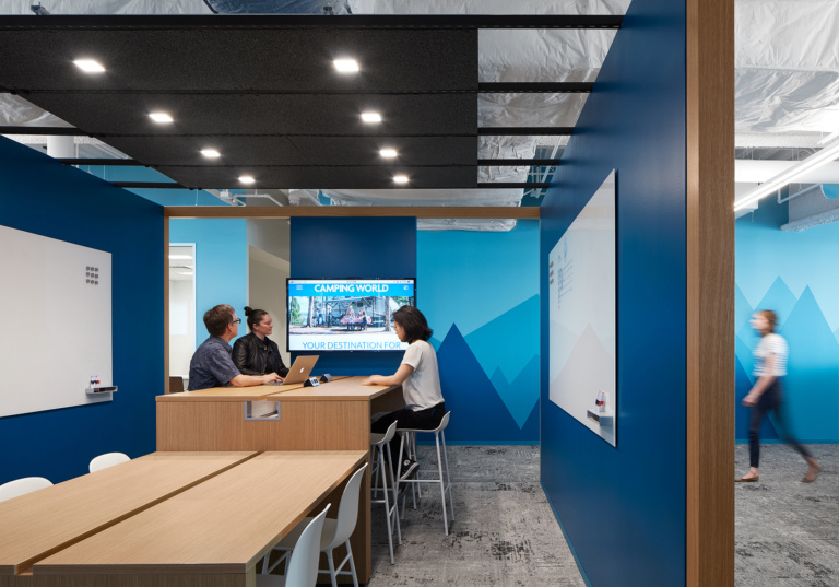 Camping World Offices - Chicago | Office Snapshots