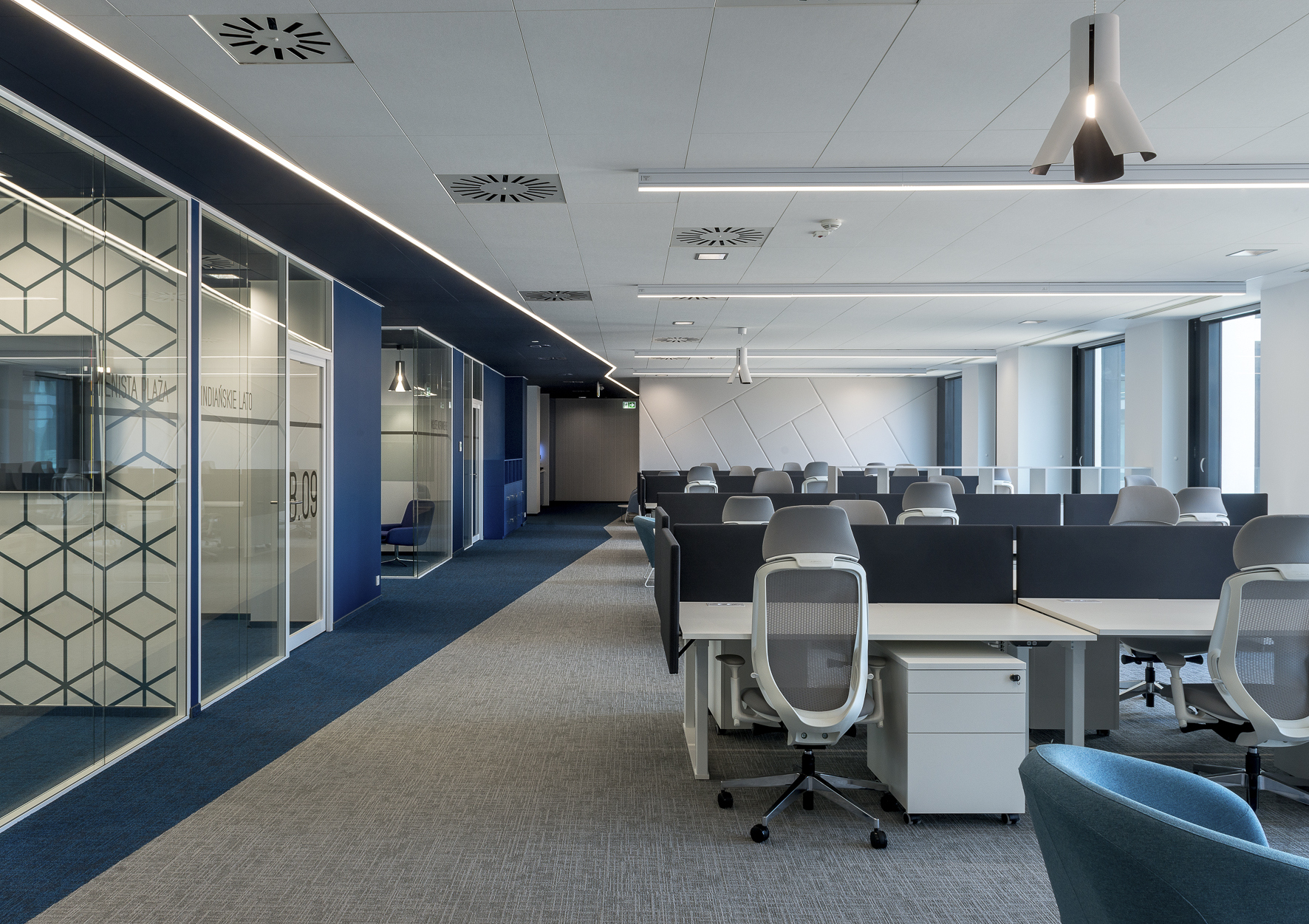 ppg-industries-offices-wroclaw-office-snapshots