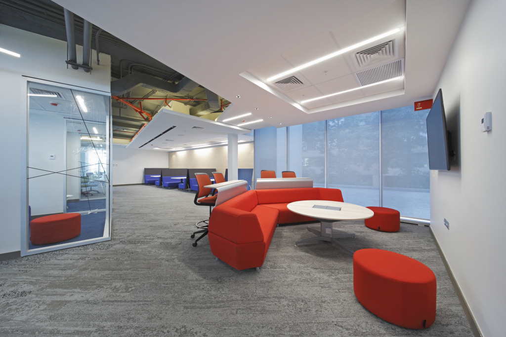 Chilean Construction Chamber Offices - Santiago | Office Snapshots