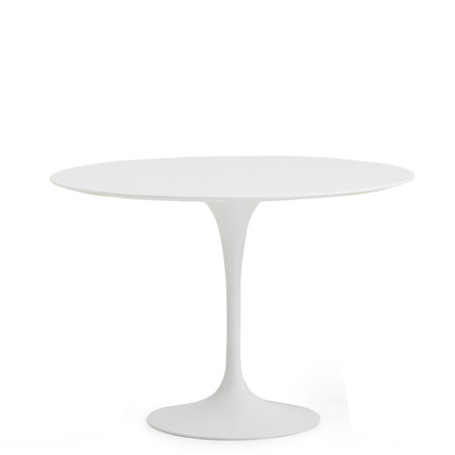 Saarinen Table by Knoll