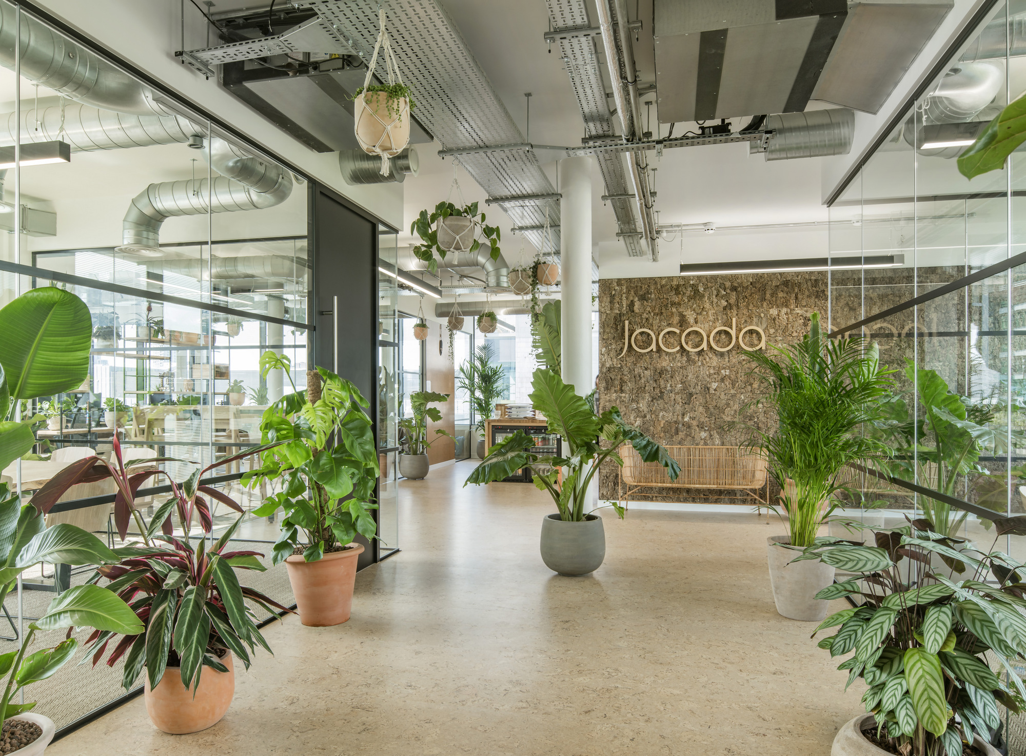 Jacada Travel Offices - London | Office Snapshots