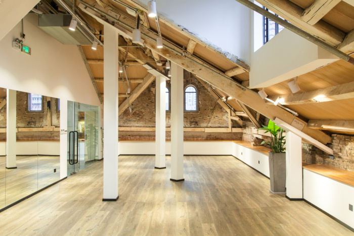 Mixpace Coworking Offices - Shanghai - 11
