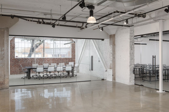 The Urban Hive Coworking Offices - Sacramento - 12