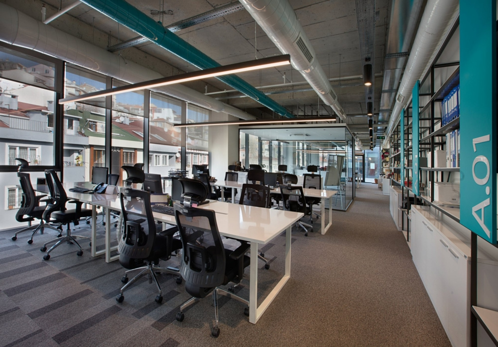 Netlog Logistics Offices - Istanbul | Office Snapshots