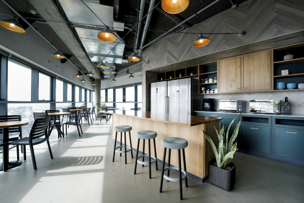 Keter Plastic Offices Herzliya Office Snapshots