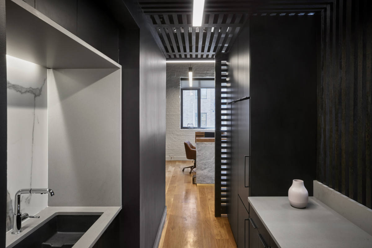 Confidential Law Firm Offices - New York City | Office Snapshots